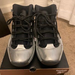 Allen Iversons Reebok Question Mid Men’s Basketball Sneakers